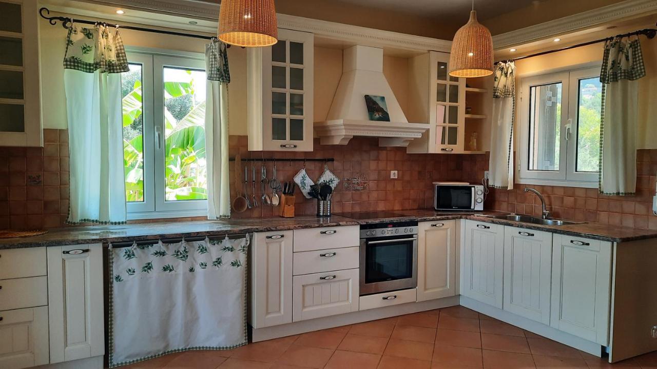 Alekos Beach Houses-Mitis Lépedha エクステリア 写真