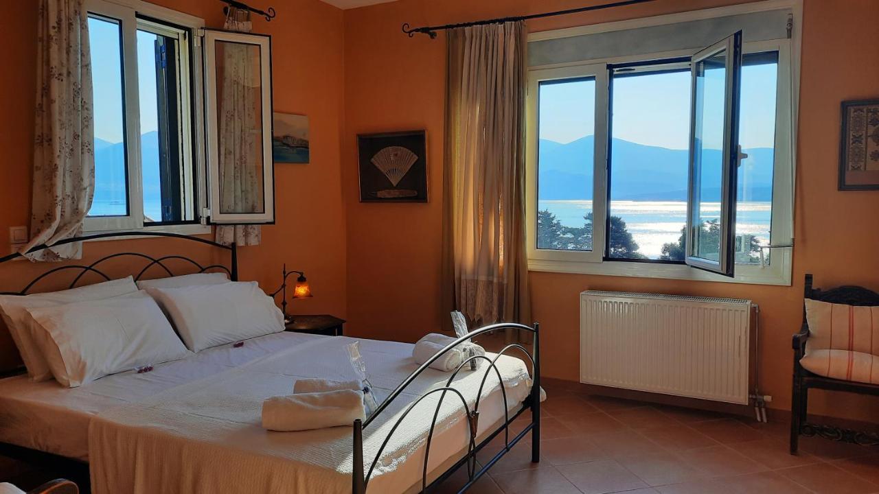 Alekos Beach Houses-Mitis Lépedha エクステリア 写真